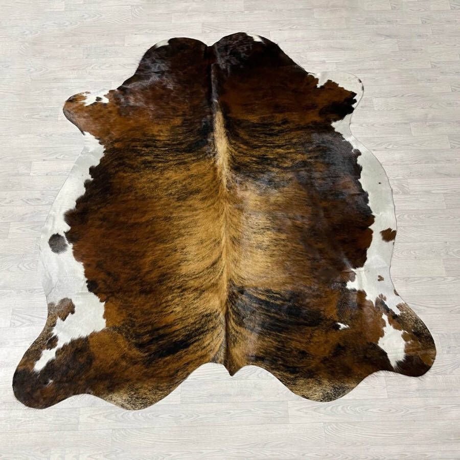 Lederstore Koeienhuid bruin zwart wit tricolor Normandier 235x210cm XL