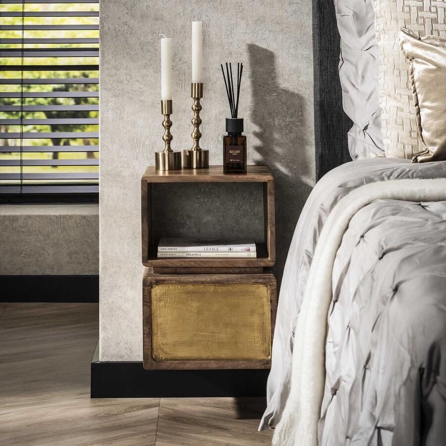 LifestyleFurn Hangend Nachtkastje Renée Mangohout en brass 42 x 30cm Massief mango zwart