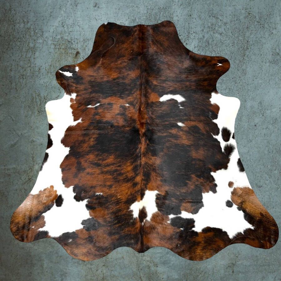 Koeienhuid vloerkleed bruin wit zwart Tri color koeienvel koeienkleed Normandische koeienvel 220X220 T.001