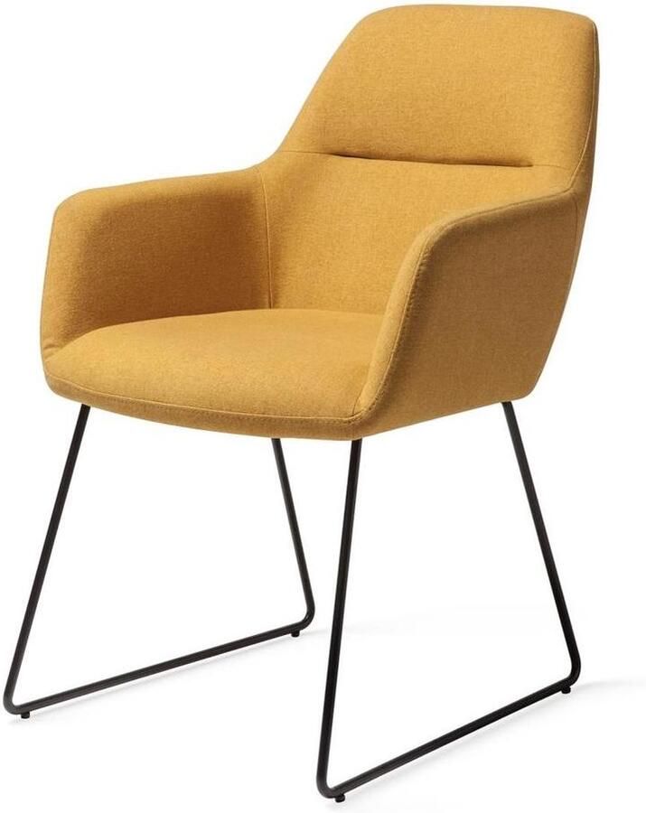 Liv's Kinko Eetkamerstoel Dijon Slide Mosterdgele stoel met smalle donkere poten