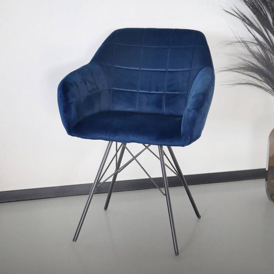 Lizzely Garden & Living Eetkamerstoel met armleuning Lola blauw velvet eetstoel