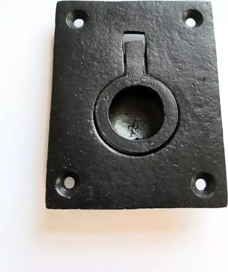Loods84 Zwarte smeedijzeren ring handgreep 88*68mm