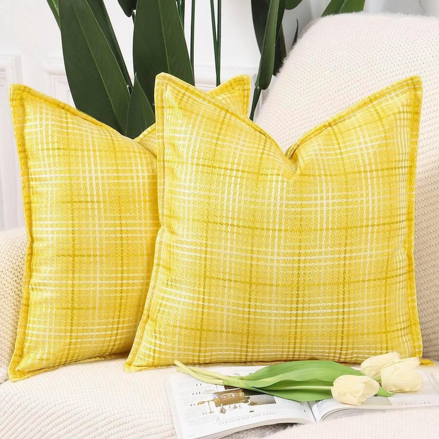 Luvetrex Set van 2 Geweven Kussenhoezen met Rand Zachte Decoratieve Kussenhoezen voor Bank en Slaapkamer Geel 50 x 50 cm