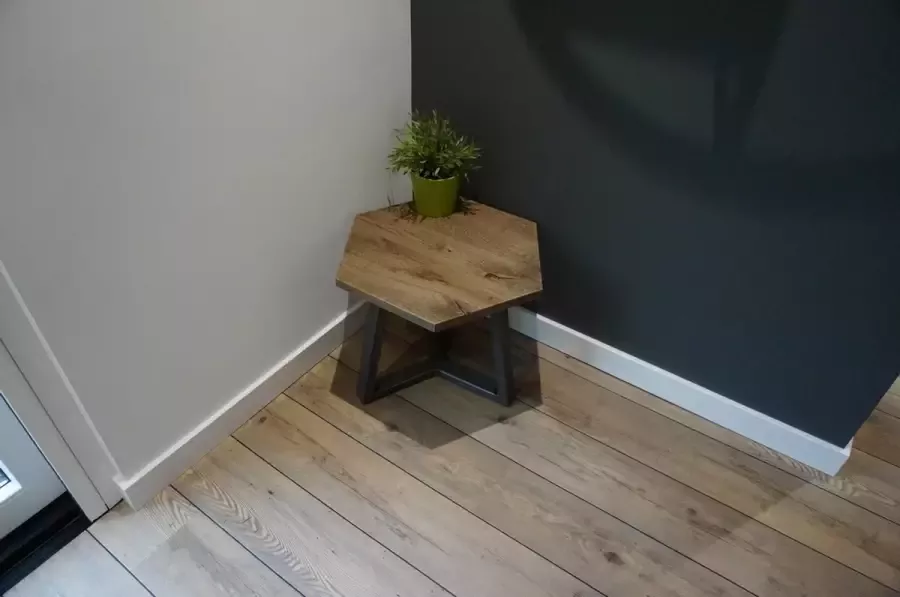 M2-meubels Hexagon salontafel kleur blackwash 50cm met industrieel onderstel