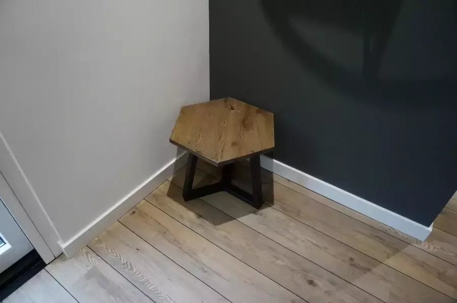 M2-meubels Hexagon salontafel kleur blackwash 50cm met mat zwart onderstel