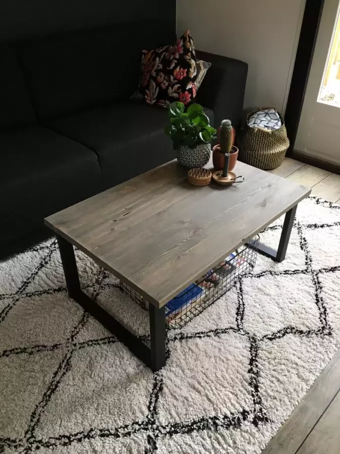 M2-meubels Industriële massief steigerhouten salontafel Kleur Grijs| U-onderstel mat zwart
