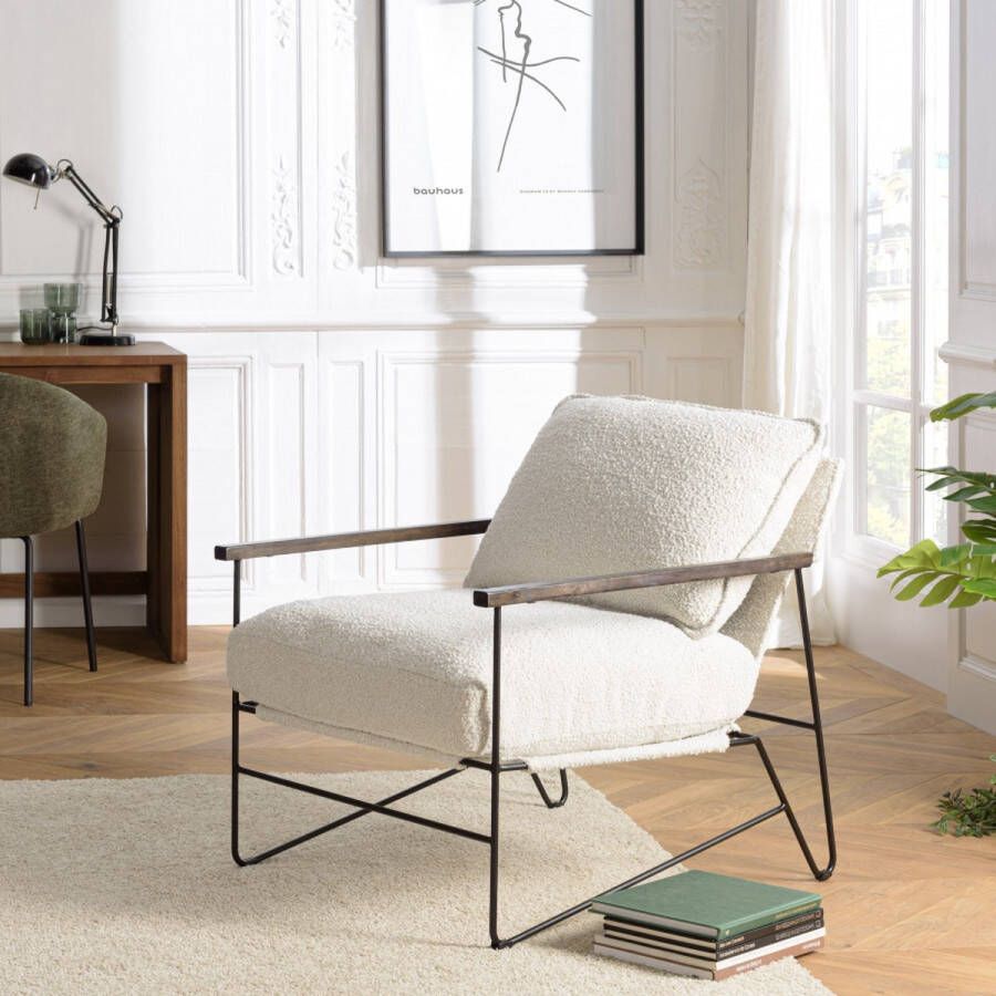 Macabane GASTON Ecru stoffen fauteuil 1 kussen zwart metalen frame houten armleuningen