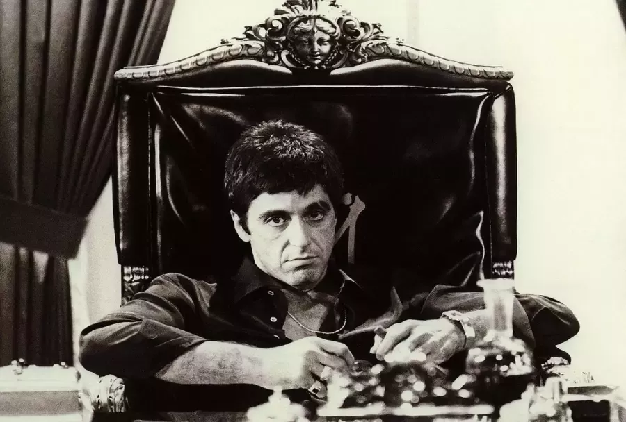 Maffia Art ? Scarface • Tony Montana Chair 2 Canvas 90x60 cm • Foto print op Canvas schilderij ( Wanddecoratie woonkamer slaapkamer keuken kantoor bar restaurant ) Scarface Canvas Schilderijen Poster