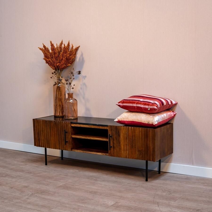 Mahom Mangohouten TV Meubel Tucson 140 cm Industrieel TV Meubel van Mangohout & Metaal Industriële TV Meubel