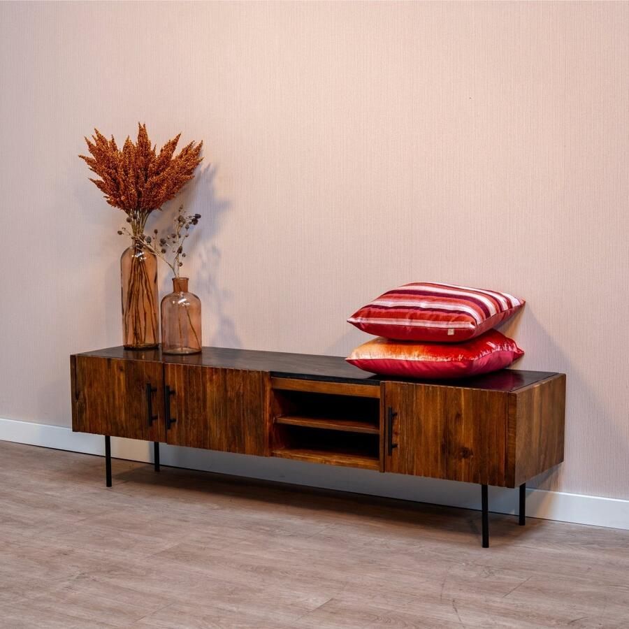 Mahom Mangohouten TV Meubel Tucson 170 cm Industrieel TV Meubel van Mangohout & Metaal Industriële TV Meubel