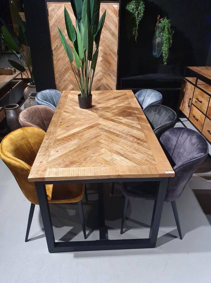 Mangoe Meubels Eettafel Jaivy 160x90x76 cm mangohout en metaal