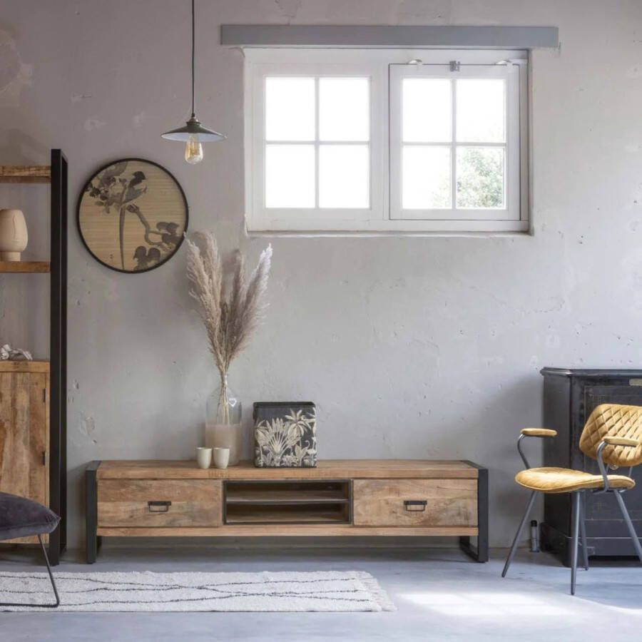 Mahom Mangohouten TV Meubel Stockton 180 cm Industrieel TV Meubel van Mangohout & Metaal Industriële TV Meubel