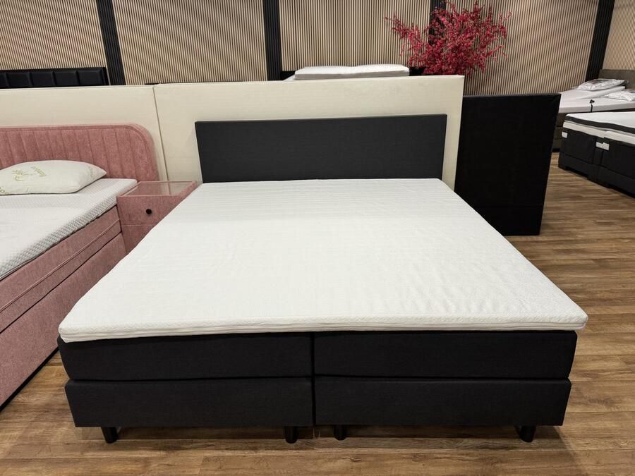 MatexBedding Complete boxspring set Magic 180x210 ANTRACIET betaalbare hotel boxspring voor thuis Ultieme luxe gecombineerd met ongekend slaapcomfort 2x box 2x orthopedische pocketvering matras tegen rugklachten 1 koudschuim topper meegestoffeerd hoofdbord