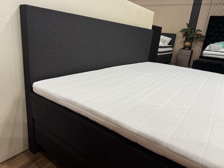 MatexBedding Complete boxspring set Magic 120x200 ANTRACIET betaalbare hotel boxspring voor thuis Ultieme luxe gecombineerd met ongekend slaapcomfort 2 box 2 orthopedische pocketvering matras tegen rugklachten 1 koudschuim topper 1 meegestoffeerd hoofdbord
