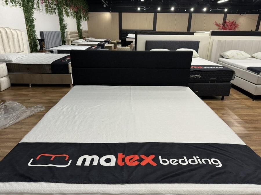 MatexBedding Complete boxspring set Tower 180x200 antraciet betaalbare hotel boxspring voor thuis Ultieme luxe gecombineerd met ongekend slaapcomfort 2x box 2x orthopedische pocketvering matras tegen rugklachten 1 koudschuim topper meegestoffeerd hoofdbord - Foto 2