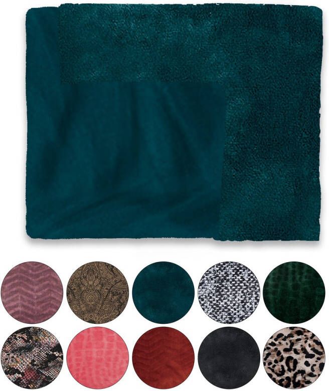 Melli Mello Luxe Plaid 130x170cm Petrol- Luxe Fleecedeken: Plaid voor Stijlvolle Decoratie- Flanel Fleece Plaid voor Bank Bed en Decoratie Extra Zacht en Comfortabel Love story
