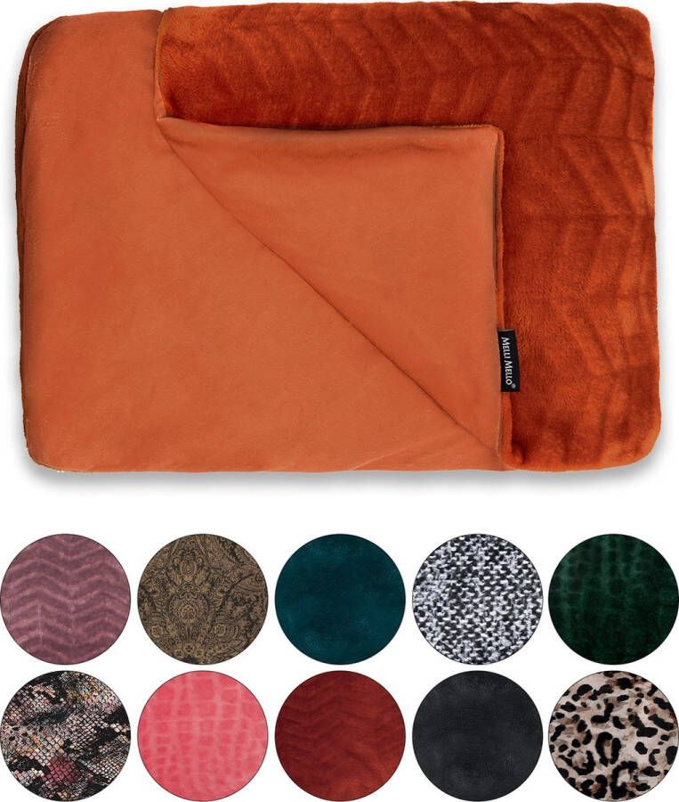 Melli Mello Luxe Plaid 130x170cm Roest Terra Luxe Fleecedeken Plaid voor Stijlvolle Decoratie- Flanel Fleece Plaid voor Bank Bed en Decoratie Extra Zacht en Comfortabel Heartbreaker