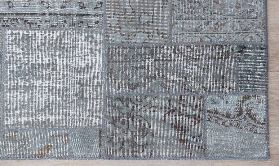 Vintage Patchwork Vloerkleed 170x240cm Grijs Uniek handgemaakt Origineel tapijt Laagpolig Vloerkleed – Anti slip Tapijt Duurzame en Natuurlijke Materialmen Moderne Vloerkleed Handgeknoopte Turkse Tapijten Exclusief Vloerklee