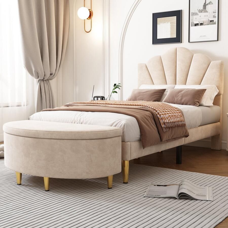 Merax Fluwelen Bed 90x200 cm inclusief Bedhocker – Beige Gestoffeerd Eenpersoonsbed met Schelpvormig Hoofdbord en Gouden Poten – Verstelbaar Hoofdeinde