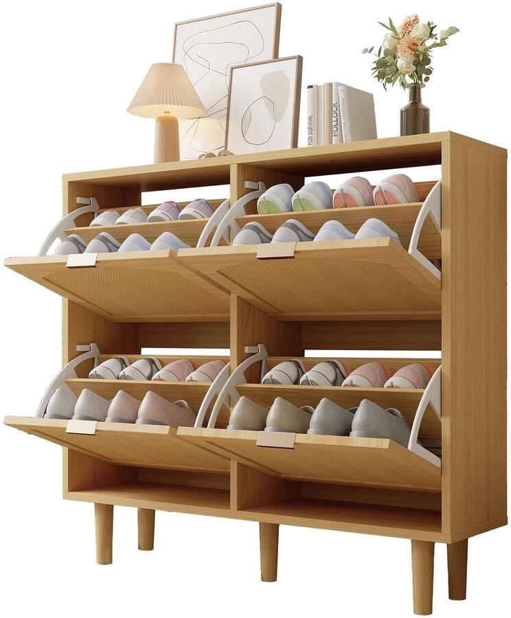 Merax Schoenenkast Rattan 4 Kleppen Licht Eiken met Houten Poten Landelijke Stijl 100x25x90 cm Smal Schoenenmeubel voor Hal of Slaapkamer