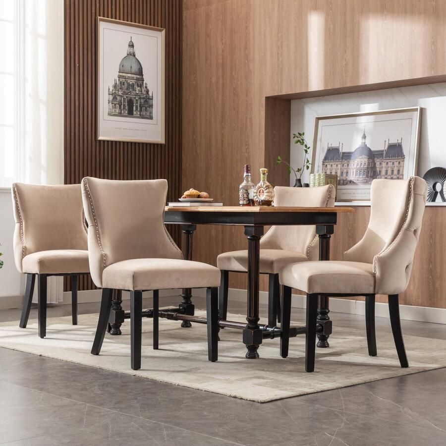 Merax Set van 4 Eetkamerstoelen – Beige Velvet – Met Knoopdetail en Massiefhouten Poten – Klassiek & Comfortabel Design
