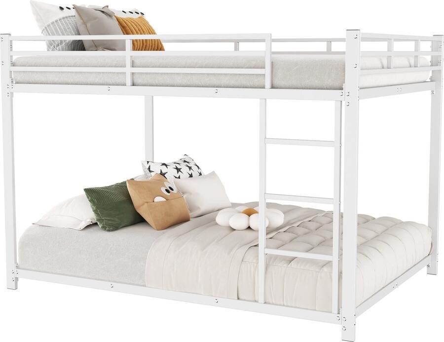 Merax Stapelbed voor Kinderen 140x200 cm – Metalen Bedframe – Houten Lattenbodem – Veiligheidshekken – Wit – Zonder Matras