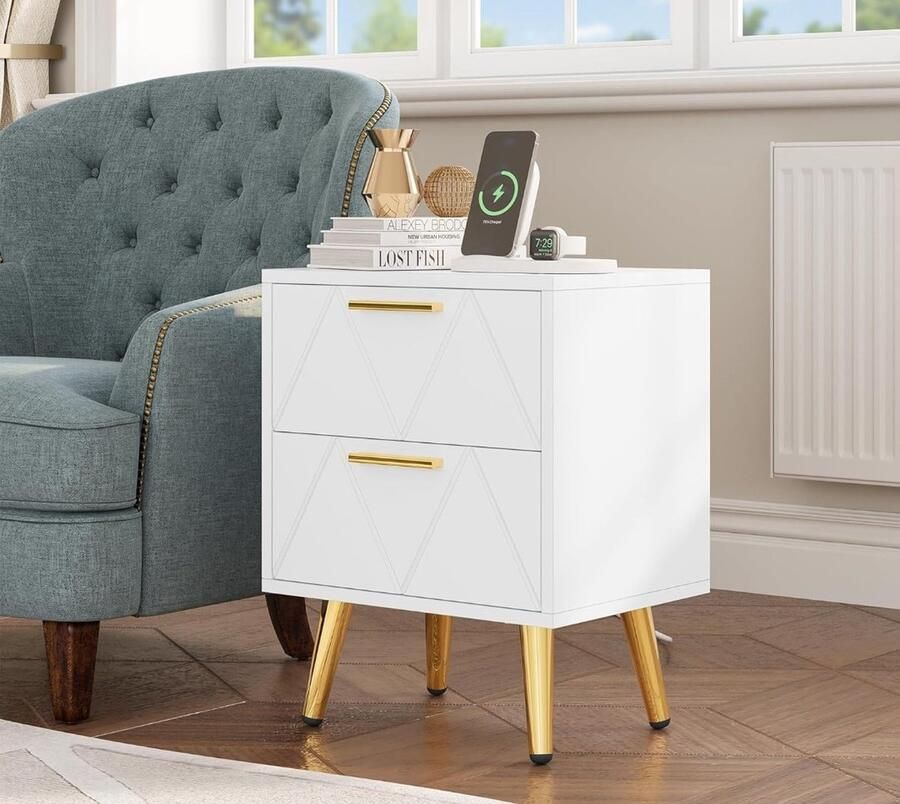 Merkloos Nachtkastje met 2 lades 2 USB-poorten en stopcontacten nachtkastje met gouden metalen poten en handgrepen bijzettafel met opbergruimte voor woonkamer slaapkamer 40 x 30 x 52 cm wit