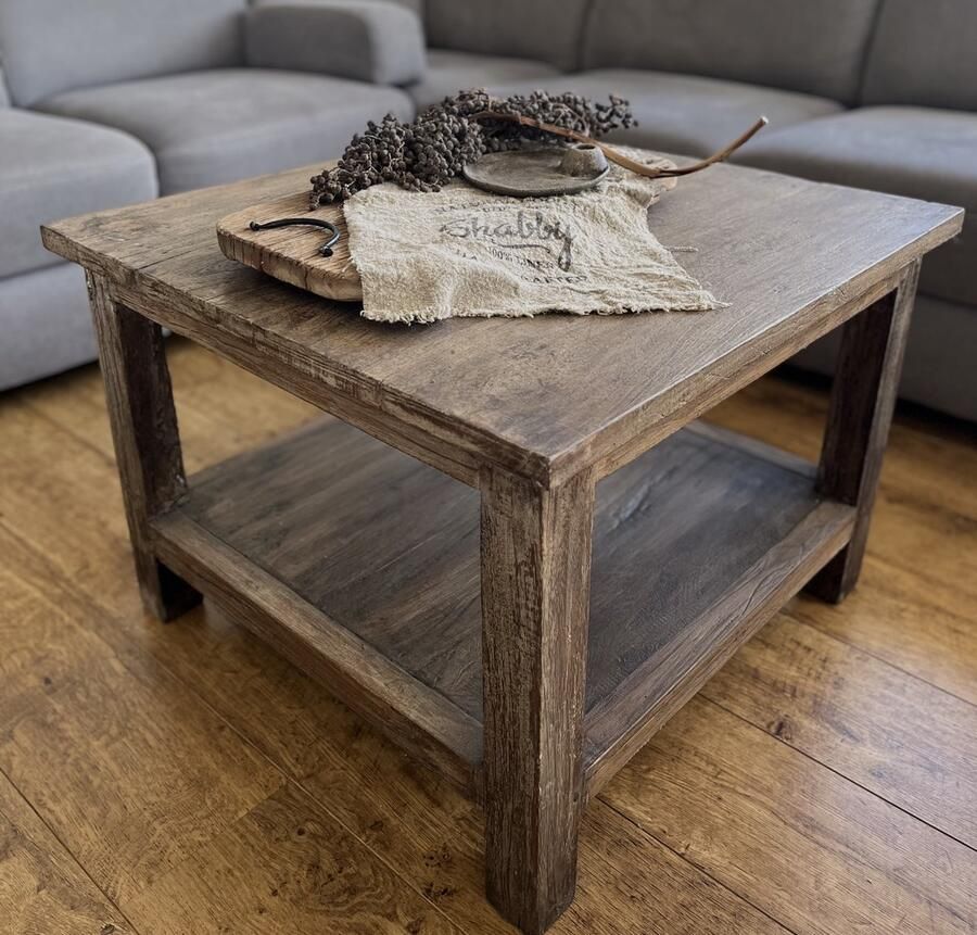 'merkloos'' Salontafel Vierkant