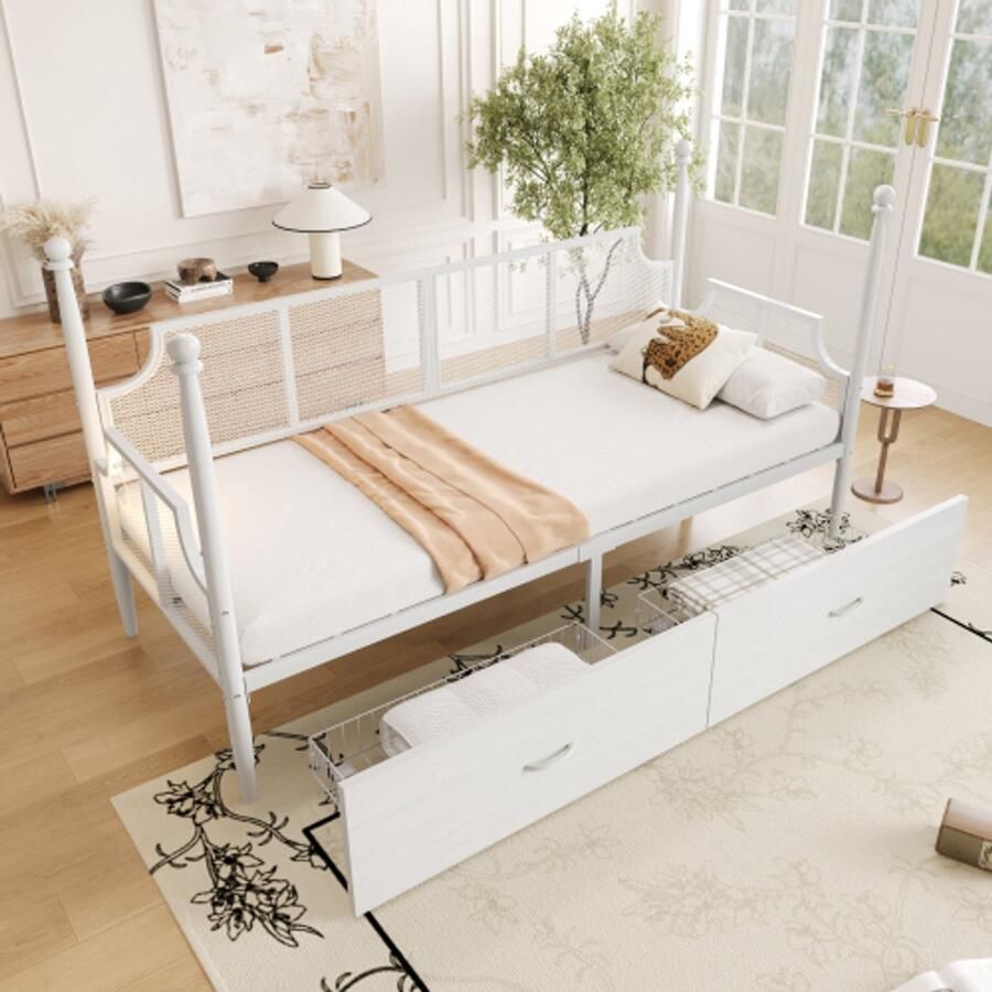 Merlooks IJzeren slaapbank 90*200 rugleuning en armleuningen van netweave in vintage stijl omgeven door hoge pilaarsteun metalen frame met opbergvakken ijzeren eenpersoonsbed tienerbed wit