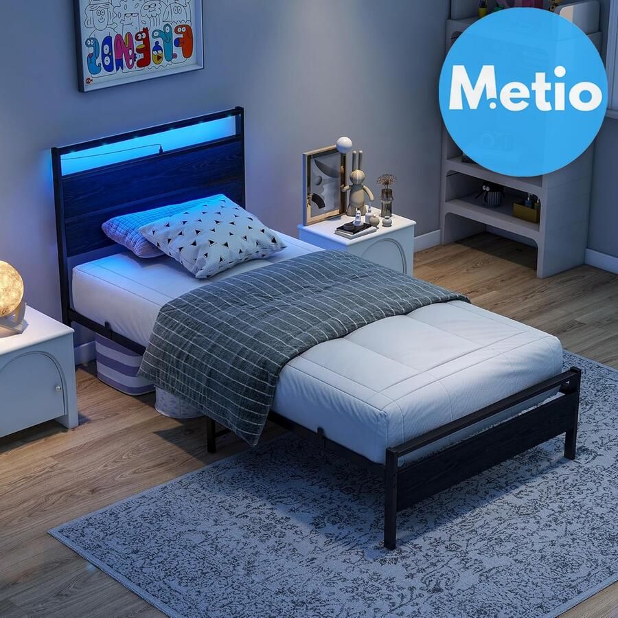 Metio Eenpersoons Bedframe 90x200 cm Laadstation (USB-A USB-C) RGB LED & Hoofdeinde Piepbestendig Zwart
