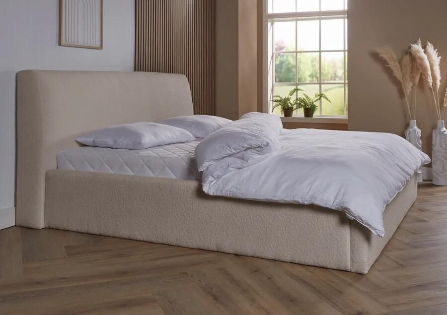 Meubelboer Bedframe Palma 180 x 200 cm Beige met gratis topper en 2 gratis kussens!