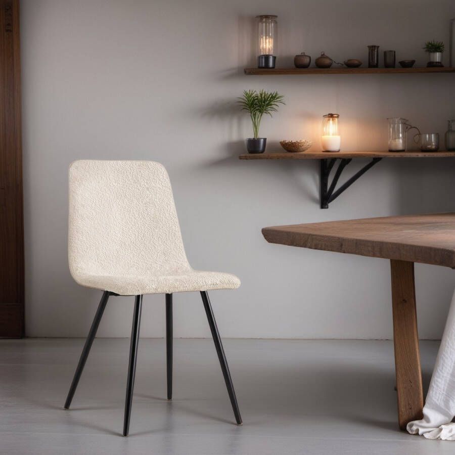 Meubelista Eetkamerstoel Alexander Set van 4 Taupe Bouclé Teddy Stof Scandinavisch