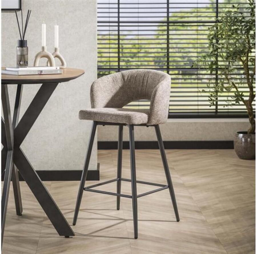 Meubelplaats Barstoel boucle salon. VPE2 Tissee cargo zandkleur set van 2 barstoelen