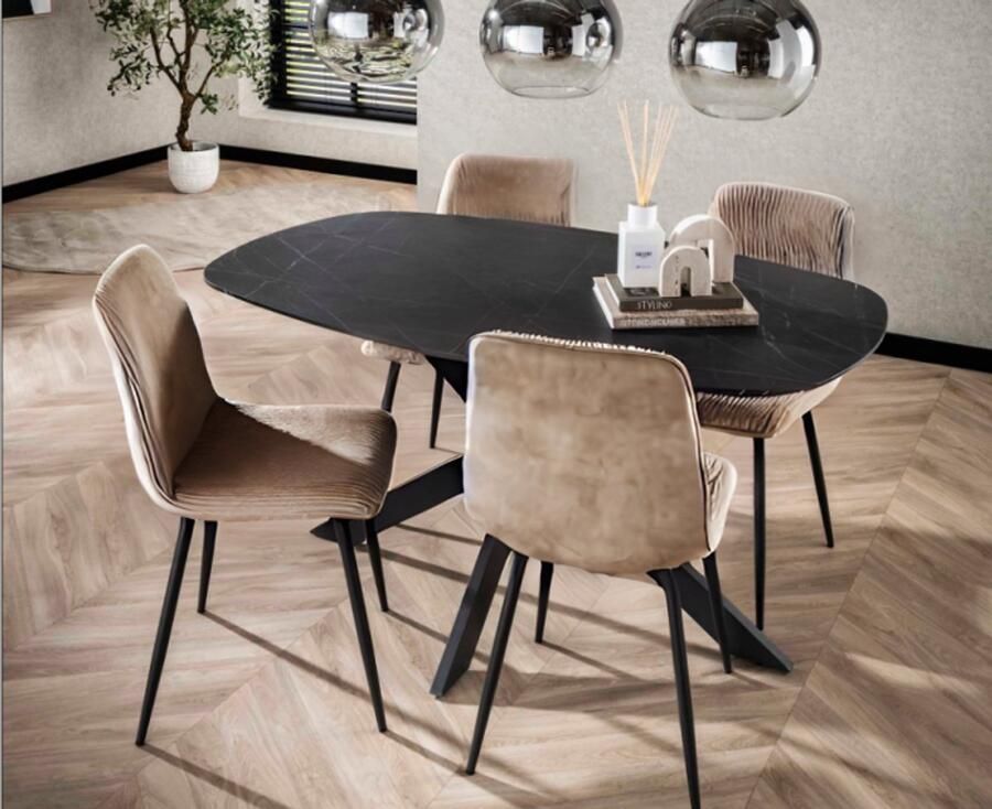 Meubelplaats Combideal eetkamerset: Deens ovale eettafel Marquina marmerlook met 4 ribstof stoelen zandkleur