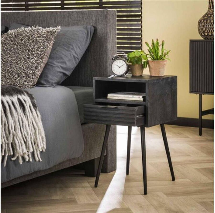 Meubelplaats Nachtkastje Matheus Massief Zwart Mangohout met Lade en Open Vak Bijzettafel 35x35x60 cm Stijlvol en Modern Design