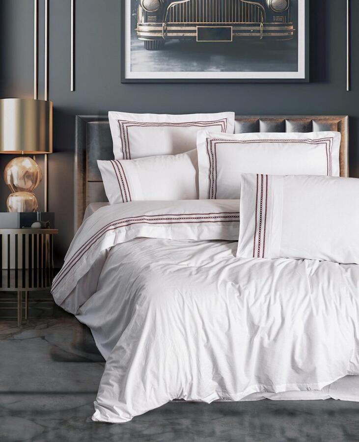 Mila Home Timeless Collection Red Heritage Double Size Bed Linen Set Timeless Collection Red Heritage Tweepersoons Beddengoedset