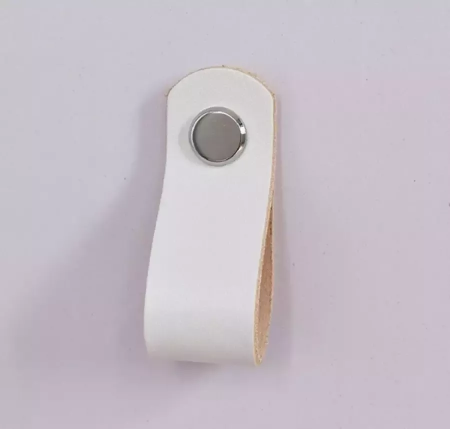 MILLA Set van 6 Leren Lussen Handgrepen Kastknoppen Portiergrepen Italiaans Koeienvel Wit Zilver