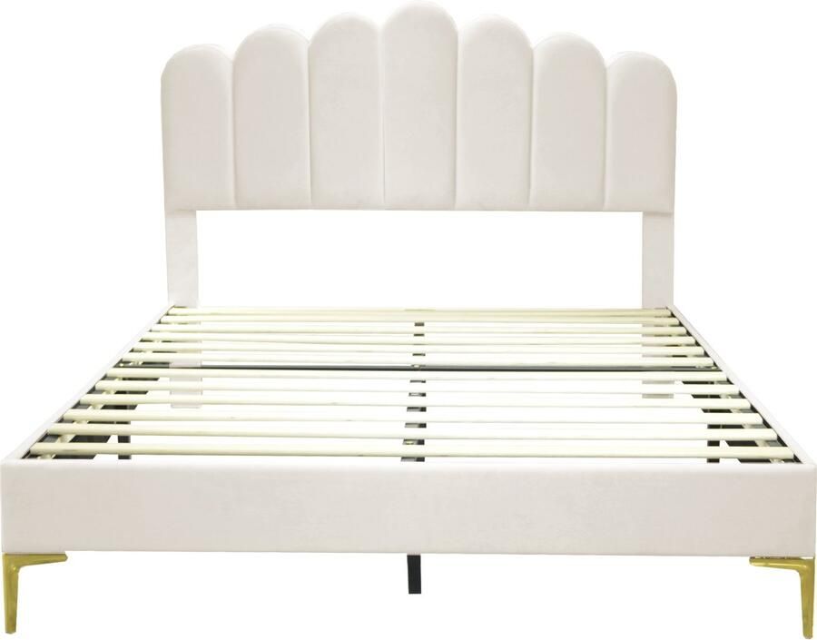 Mobrio Gestoffeerd fluwelen bed 140x200cm met lattenbodem verstelbaar hoofdeinde beige