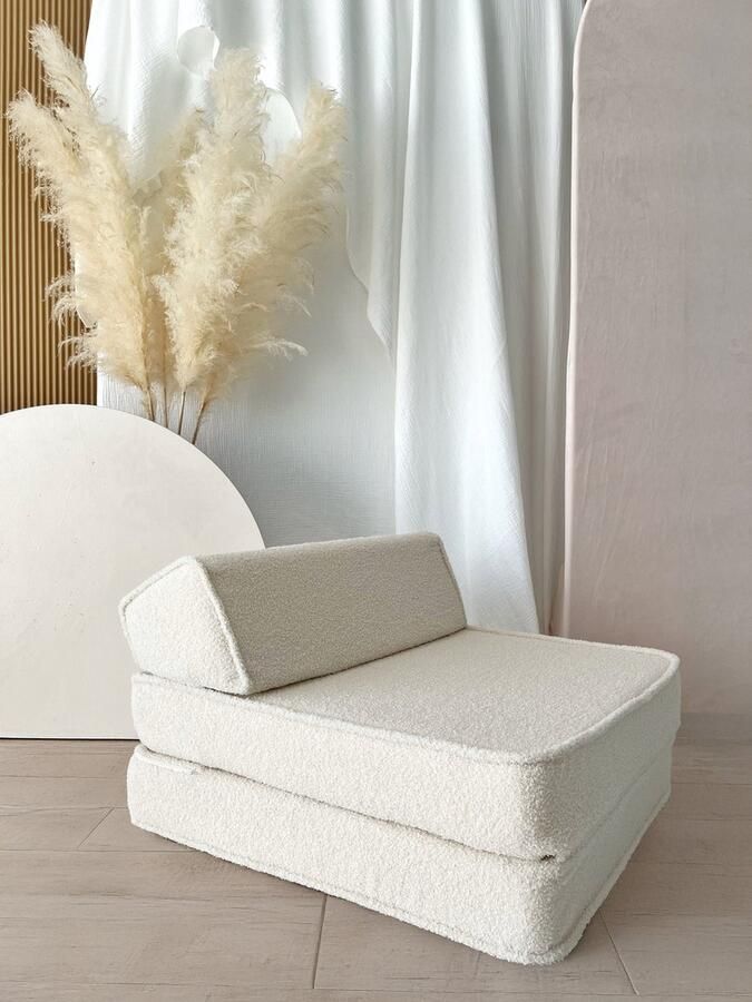 MOJE Bouclé Lounger Bouclé Cream