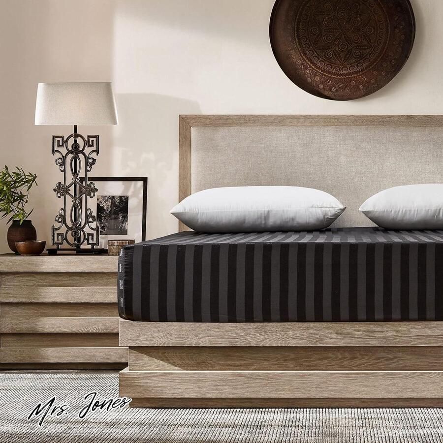 Mrs. Jones Damier Satijnen hoeslaken 180 x 200 cm zwart zijdeglans gestreept hoogwaardig satijn geschikt matrassen 30 cm