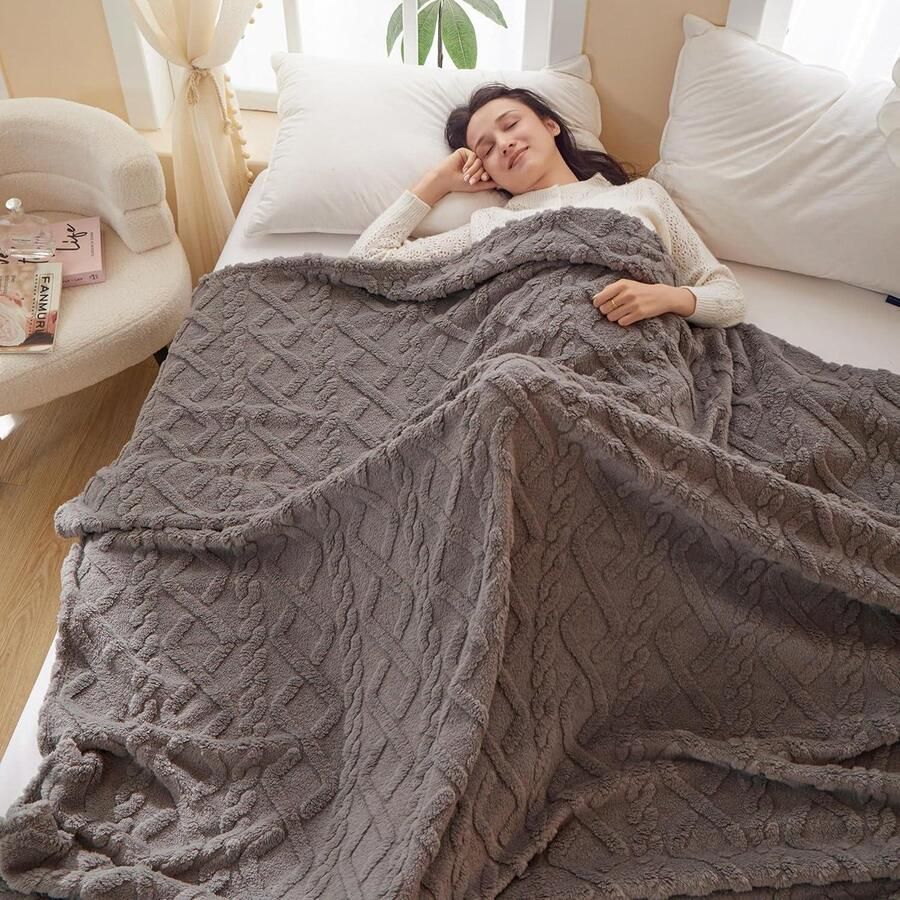 Mrs. Jones Deluxe Sprei tweepersoonsbed fleece zacht warm comfortabel bruin 130x150 cm