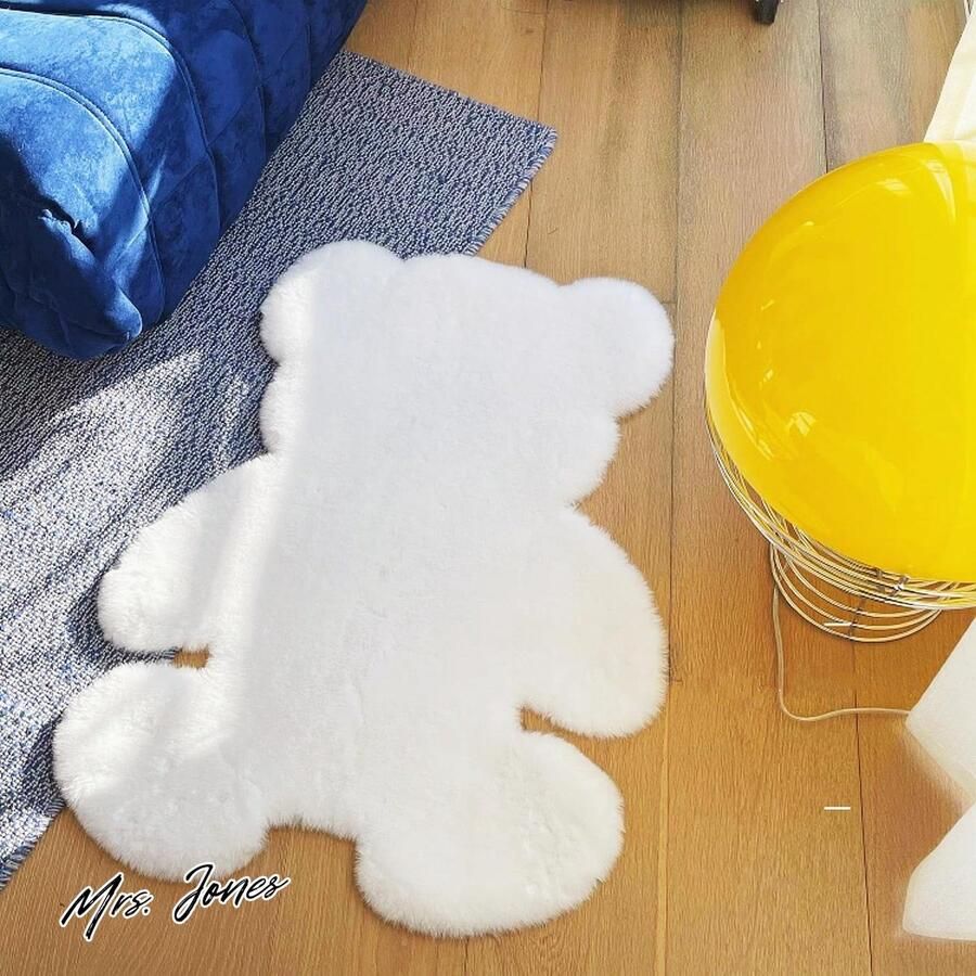 Mrs. Jones Pluizig vloerkleed voor woonkamer beervormig vloerkleed imitatiebont slaapkamertapijt beer schapenvacht tapijt effen kleur antislip tapijt voor kinderkamer bankvloer (wit) zachte textuur en warm aanvoelend