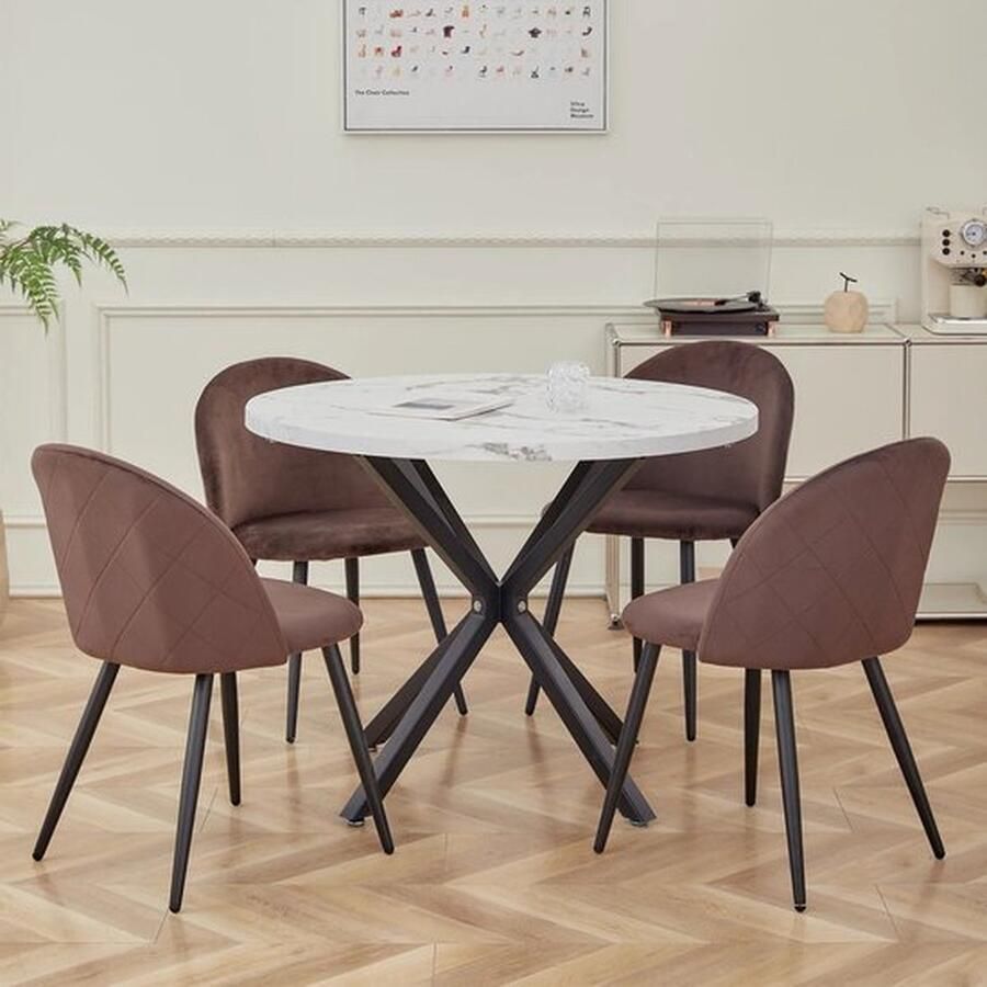 Mrs. Jones Set van 4 Fluwelen Eetkamerstoelen Gestoffeerde Stoelen voor Woonkamer en Keuken Vintage Nordic Design met Zwart Metalen Poten Comfortabele Rugleuning Bruin