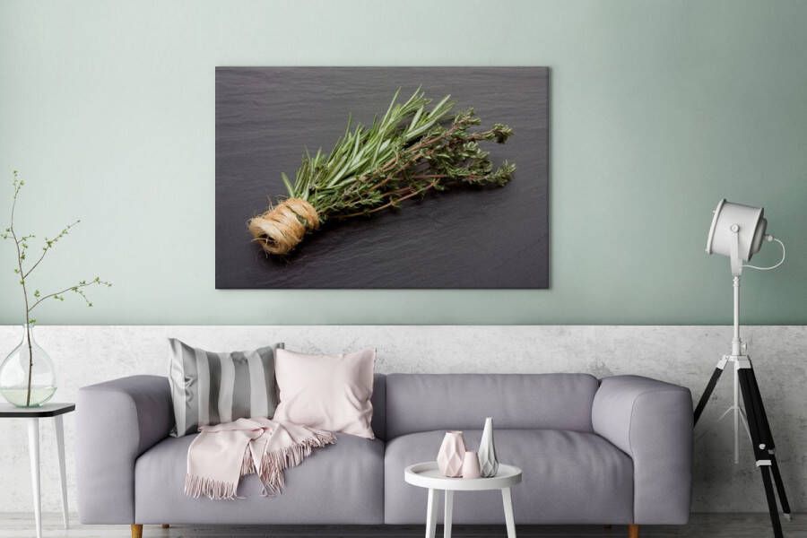 MuchoWow Canvas Schilderij Tijm Kruiden Groen Tafel Keuken Steen 120x80 cm Wanddecoratie