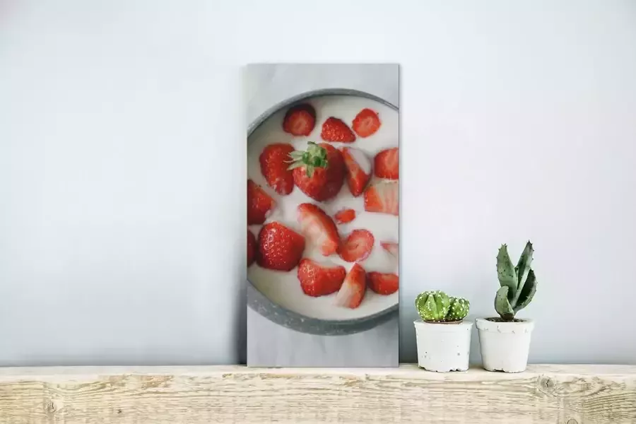 MuchoWow Glasschilderij Aardbei Kom Tafel 20x40 cm Acrylglas Schilderijen Foto op Glas