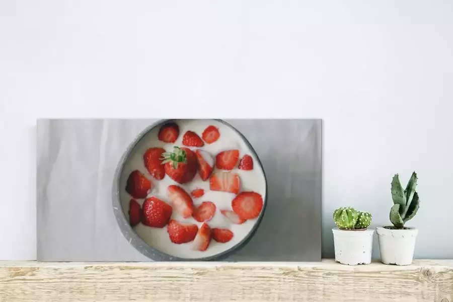 MuchoWow Glasschilderij Aardbei Kom Tafel 40x20 cm Acrylglas Schilderijen Foto op Glas