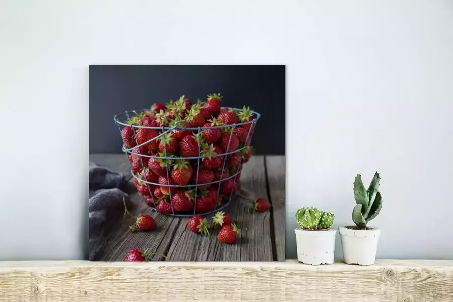 MuchoWow Glasschilderij Aardbei Mand Tafel 20x20 cm Acrylglas Schilderijen Foto op Glas