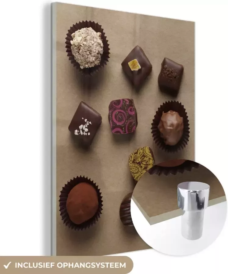 MuchoWow Glasschilderij 120x160 cm Schilderij glas De Belgische bonbons op tafel Foto op acrylglas Schilderijen