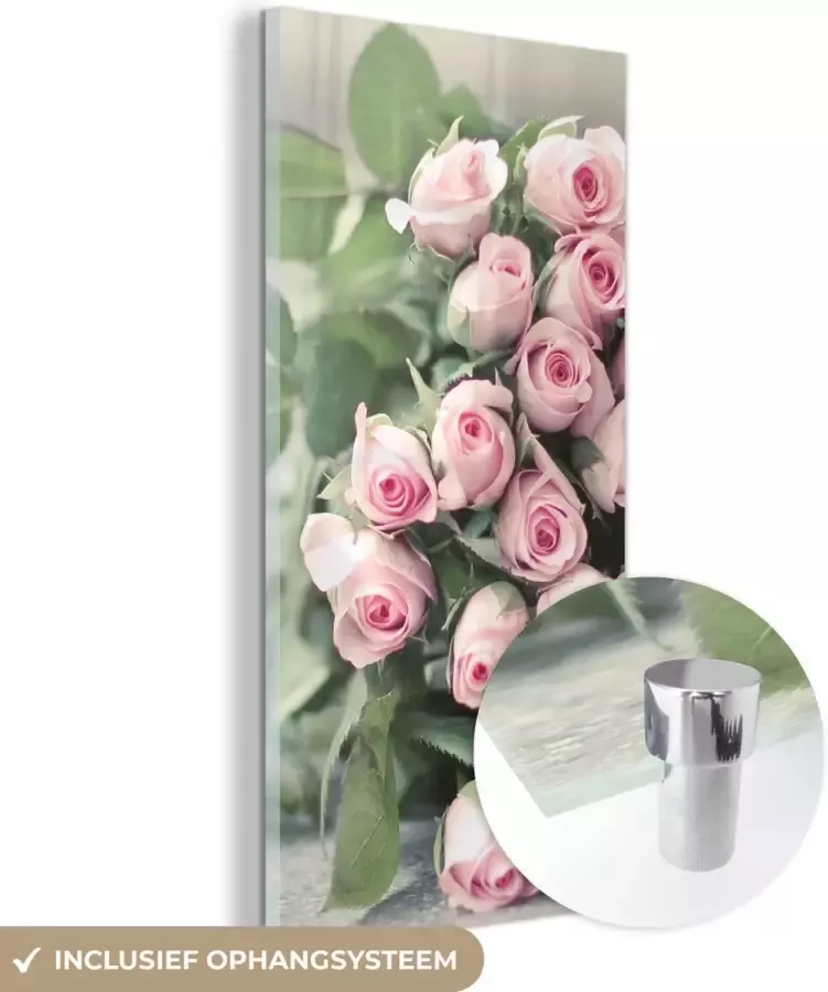 MuchoWow Glasschilderij 80x160 cm Schilderij glas Een grote boek van roze rozen ligt op een tafel. Foto op acrylglas Schilderijen - Foto 2