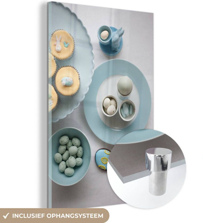 MuchoWow Glasschilderij 120x180 cm Schilderij glas Een voor Pasen gevulde tafel met cupcakes en snoepjes Foto op acrylglas Schilderijen